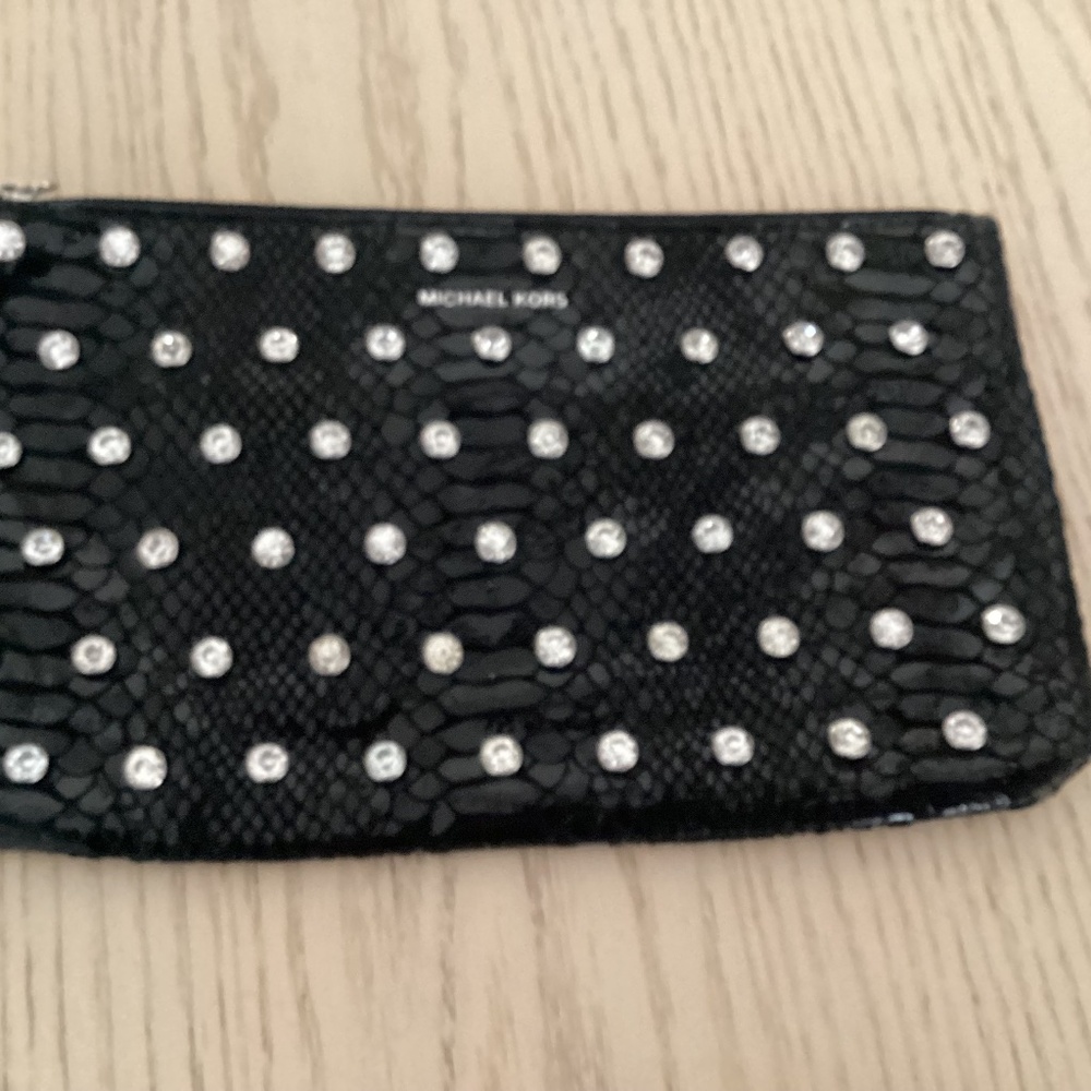 New Without Tags  Michael Kors Adrienne Snakeskin Leather Clutch Purse